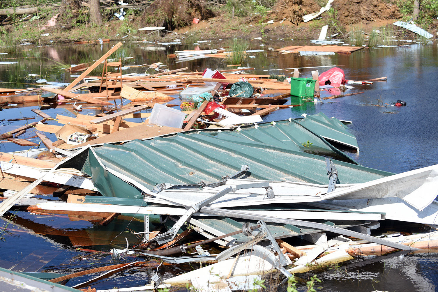 Tornado damages Eufaula